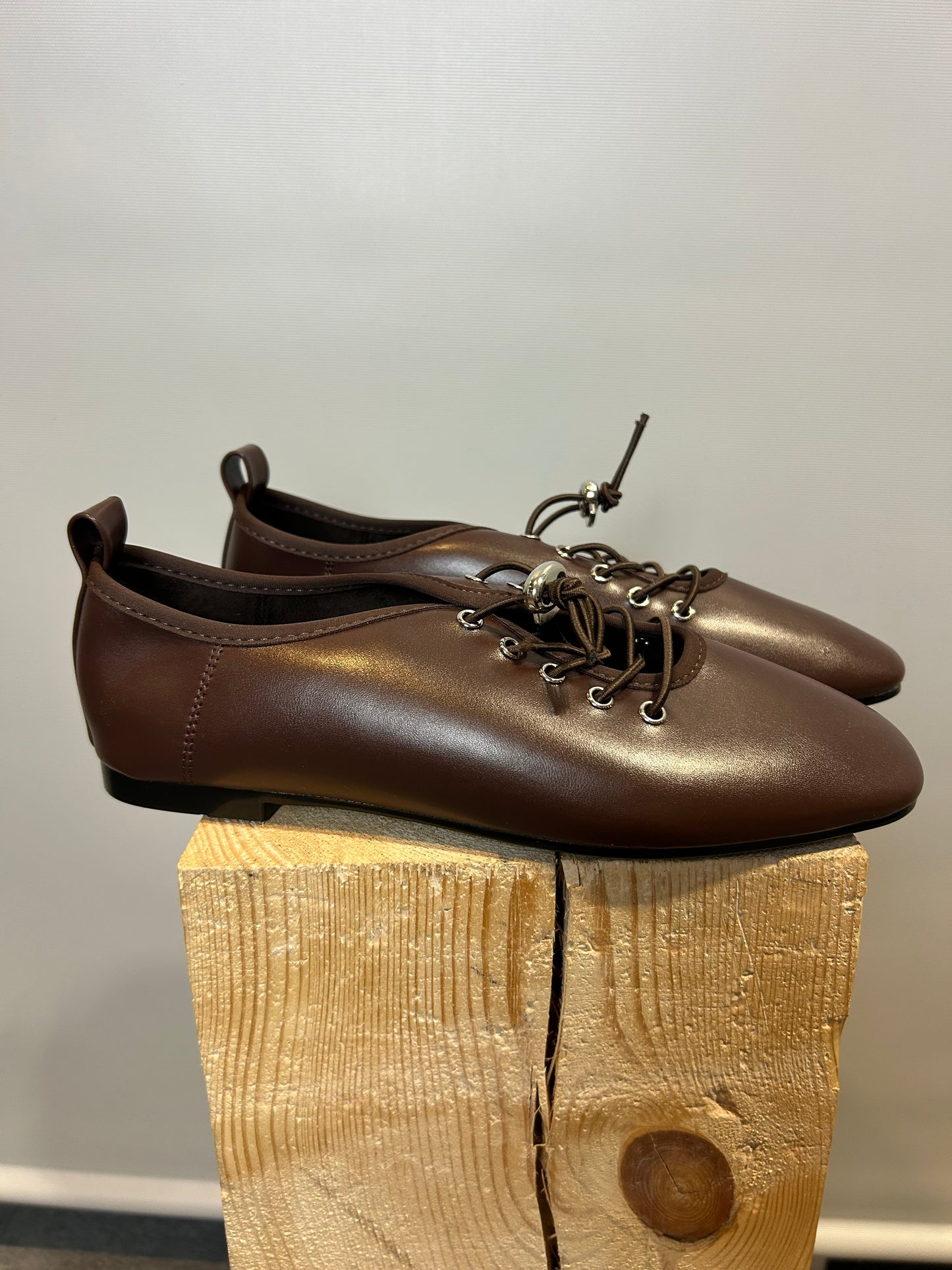 Bailarinas con cordones