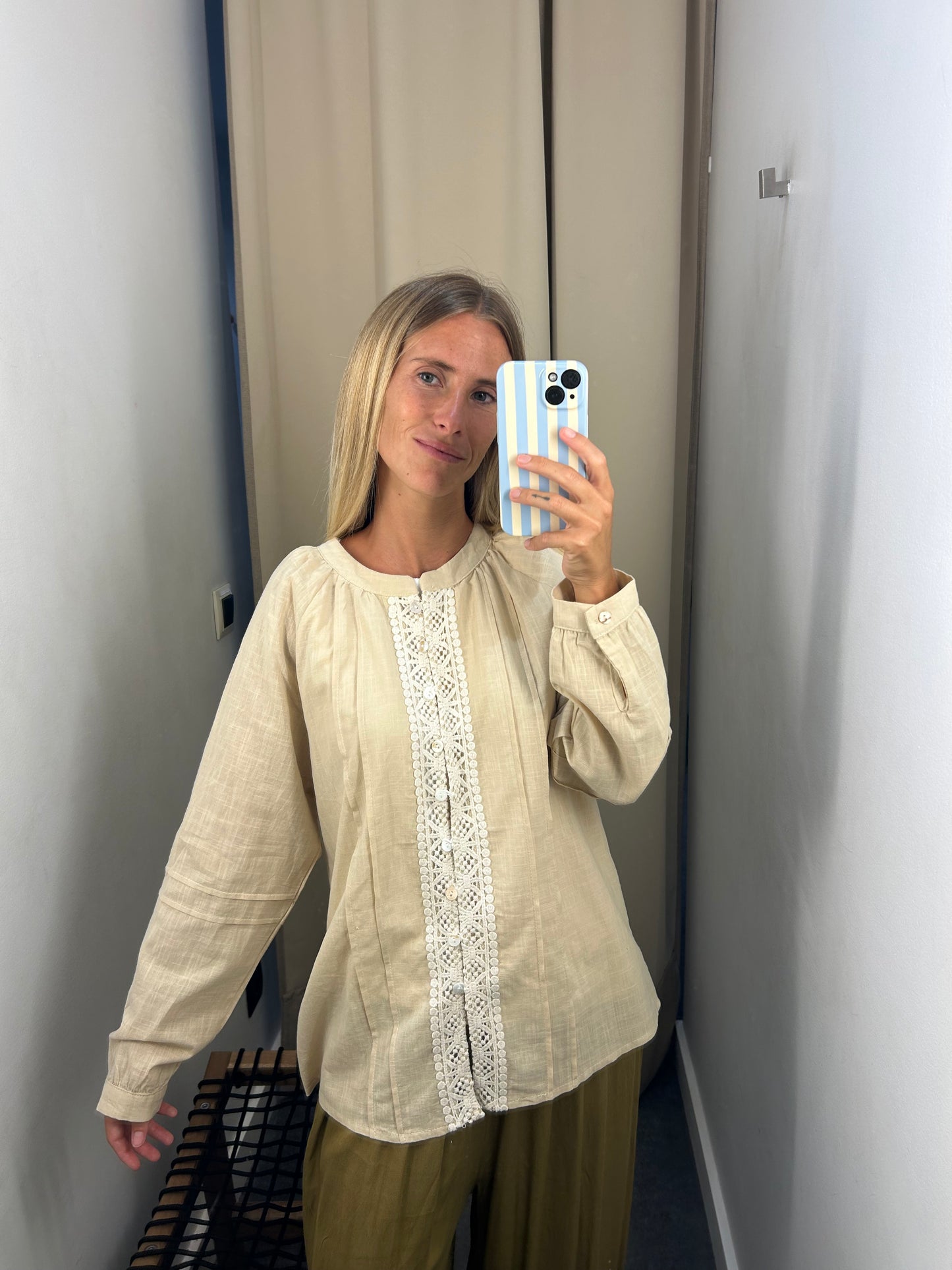Camisa Macramé