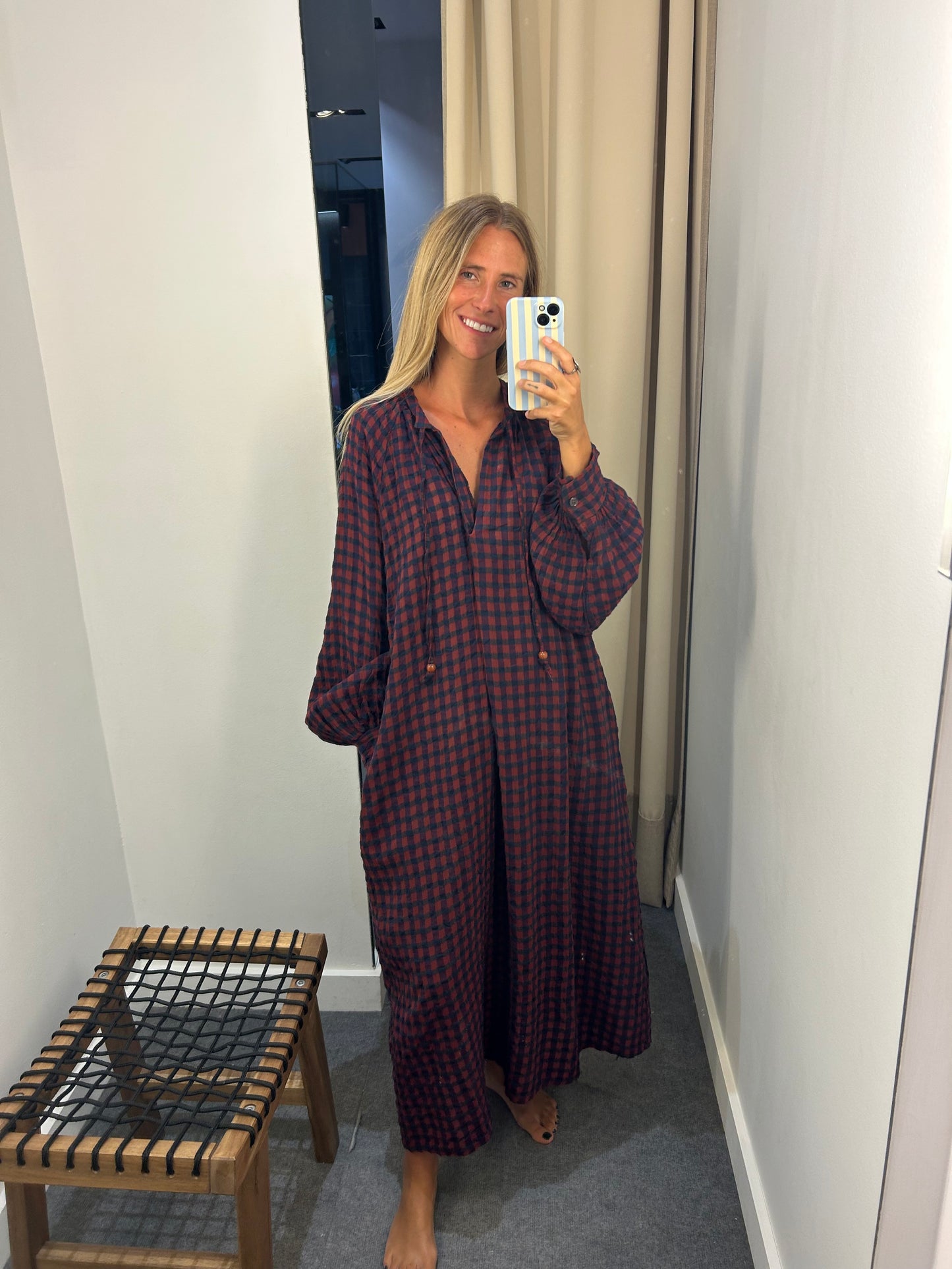 Vestido cuadro vino