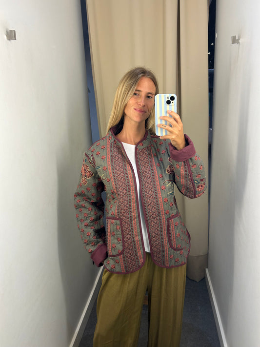 Chaqueta étnica